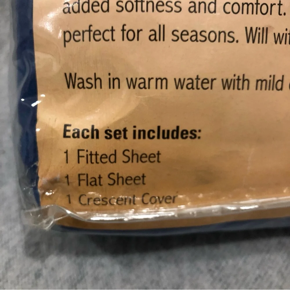 NWT - Royal Blue Massage Table NRG Deluxe Flannel Sheet Set